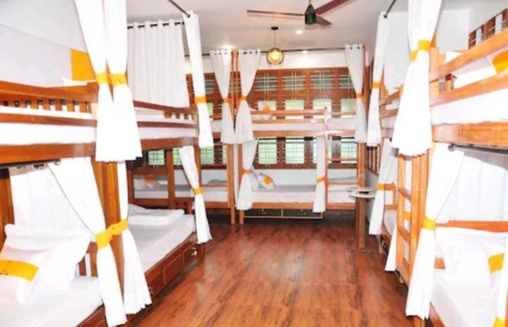 Mother'S Inn Homestay Kochi Екстериор снимка